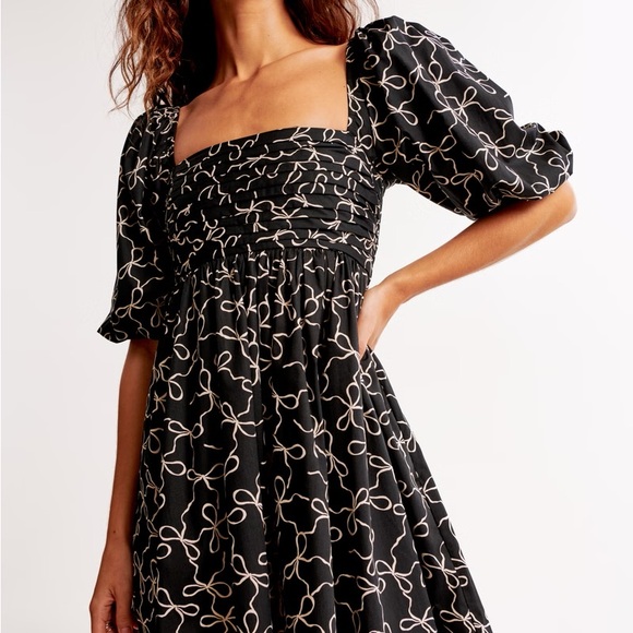 Abercrombie Emerson Poplin Puff Sleeve Mini Dress 🎀 - Picture 2 of 8